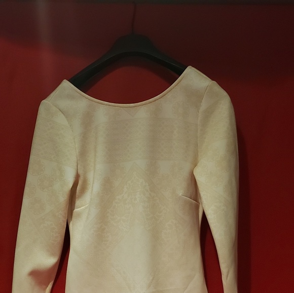 Womens Kim Kardashian Scoop back Bodycon dress - Picture 2 of 7